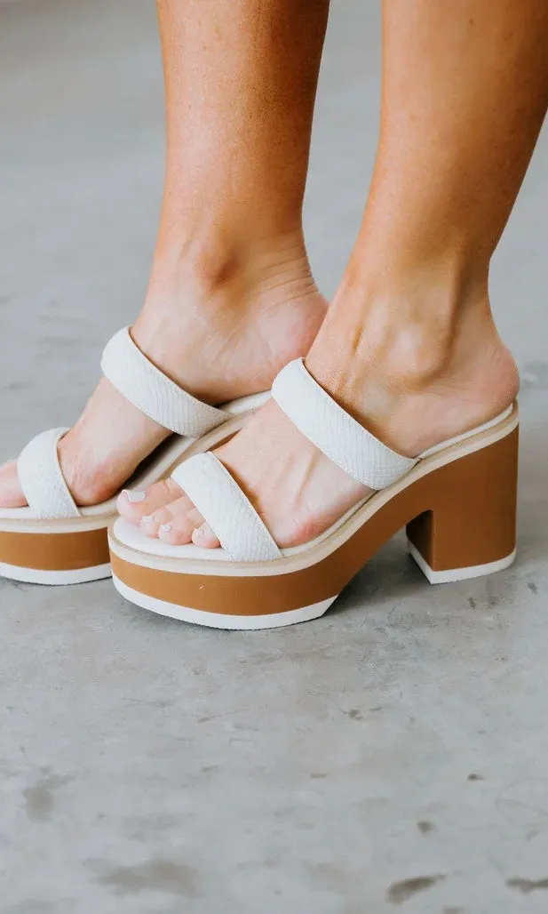 Daphne - Chunky Heeled Sandal