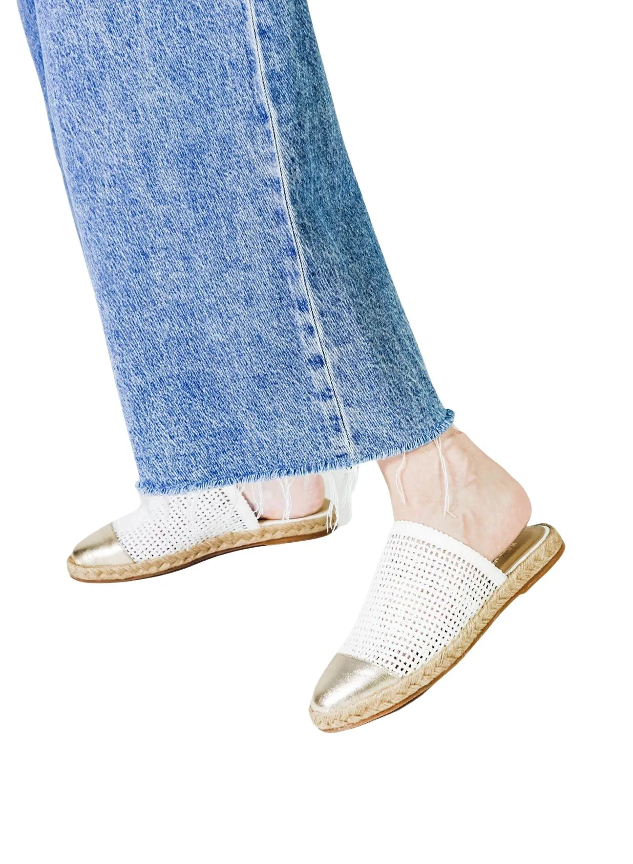 Kaanas Palau Fishnet Mule Espadrille- White With Gold